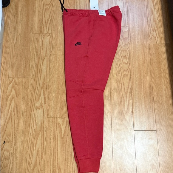 Men’s Tech Fleece Bottoms - Picture 3 of 6